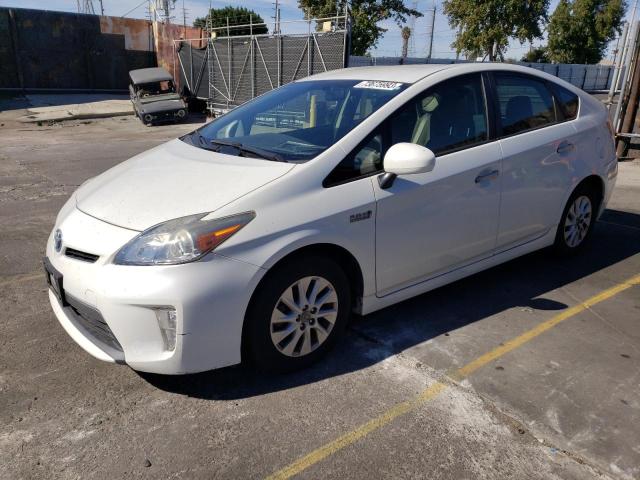 2014 Toyota Prius Plug-In 