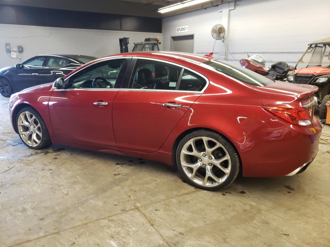 2G4GV5GV6D9243270 2013 Buick Regal Gs