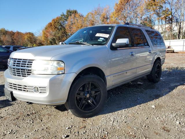 Lot #2376177101 2011 LINCOLN NAVIGATOR salvage car