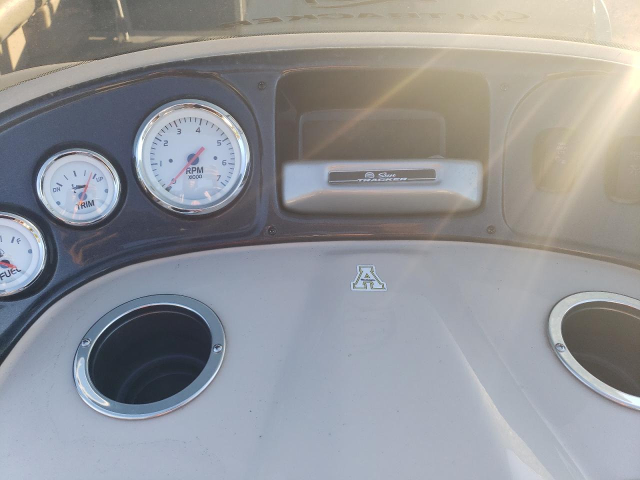 Lot #2199555813 2019 SUNT PARTYBARGE