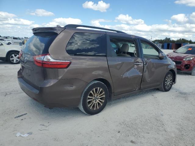 5TDYZ3DC8JS905373 Toyota SIENNA XLE