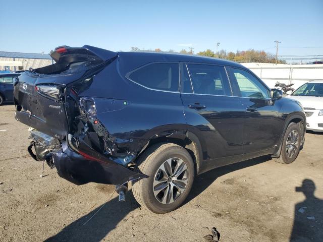 VIN 5TDKBRCH5PS134051 2023 Toyota Highlander, Hybri... no.3