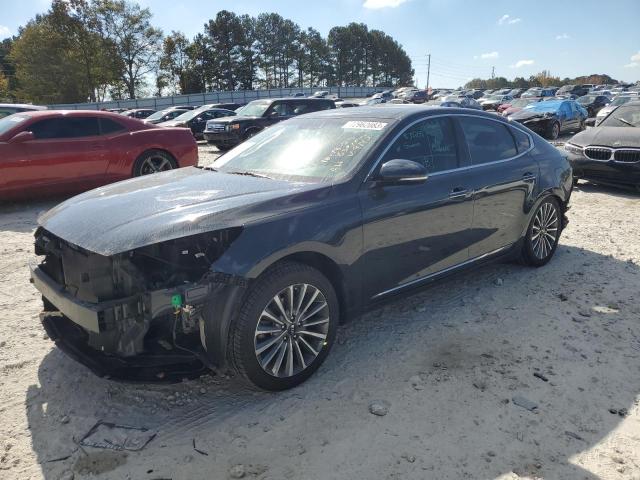 2017 Kia Cadenza Premium