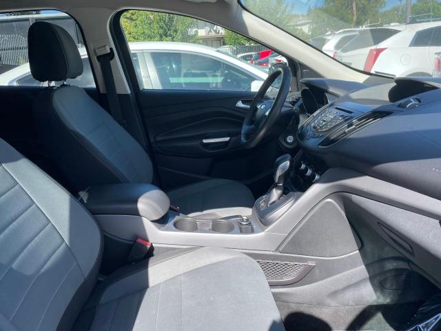 1FMCU9GX7GUC82774 Ford ESCAPE SE