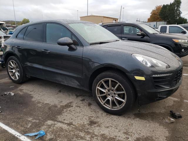 VIN WP1AA2A54JLB04125 2018 Porsche Macan no.4