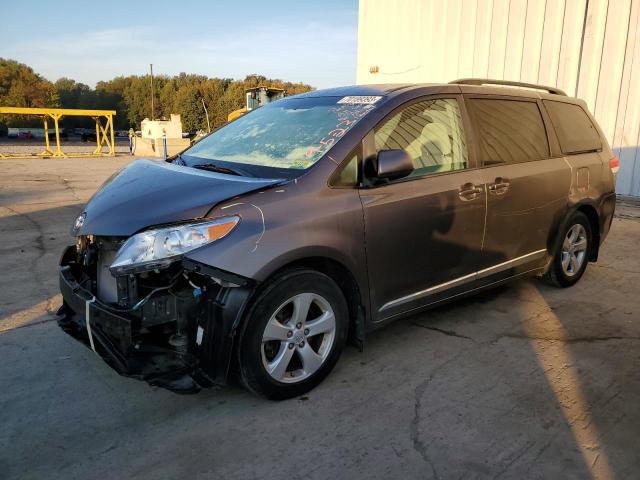 2014 Toyota Sienna LE