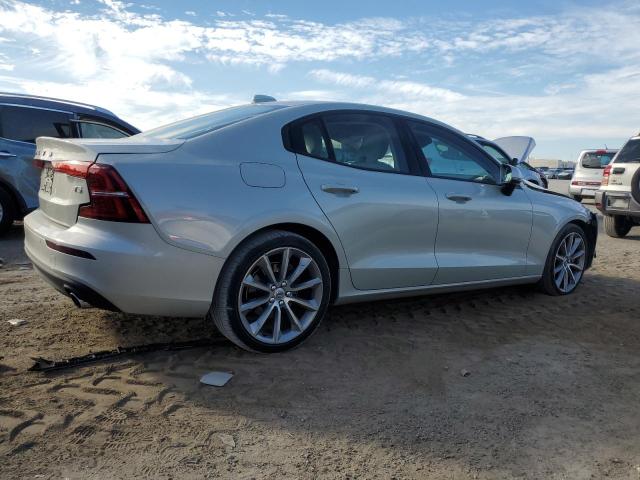 7JR102FK3MG093796 Volvo S60 T5 Momentum