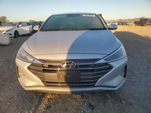 KMHD84LF0KU743072 | 2019 HYUNDAI ELANTRA SE