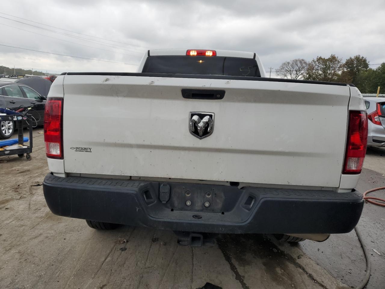 2019 Ram 1500 Classic Tradesman vin: 1C6RR6FG0KS728971