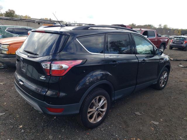 1FMCU9G9XHUE62396 Ford ESCAPE SE