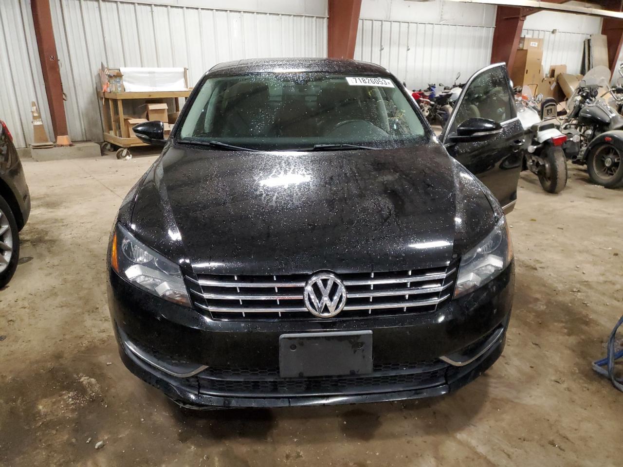 2012 Volkswagen Passat Sel vin: 1VWCH7A35CC070469