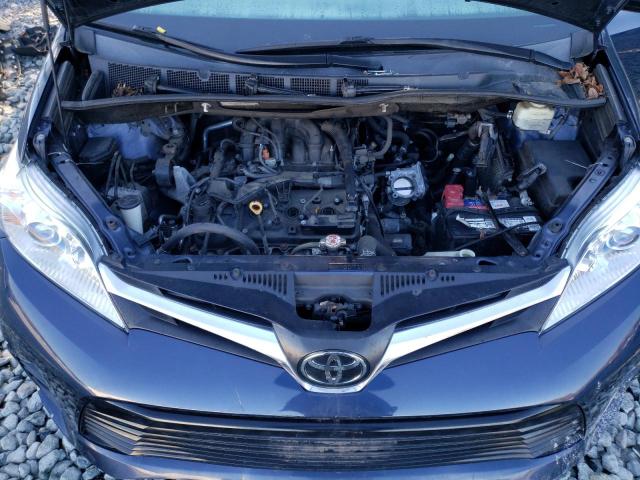 5TDKZ3DC5JS901951 | 2018 TOYOTA SIENNA LE