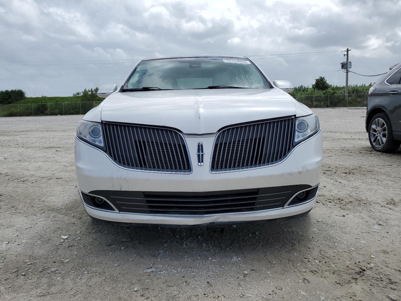 2lmhj5at9fbl02531 2LMHJ5AT9FBL02531 2015 Lincoln Mkt
