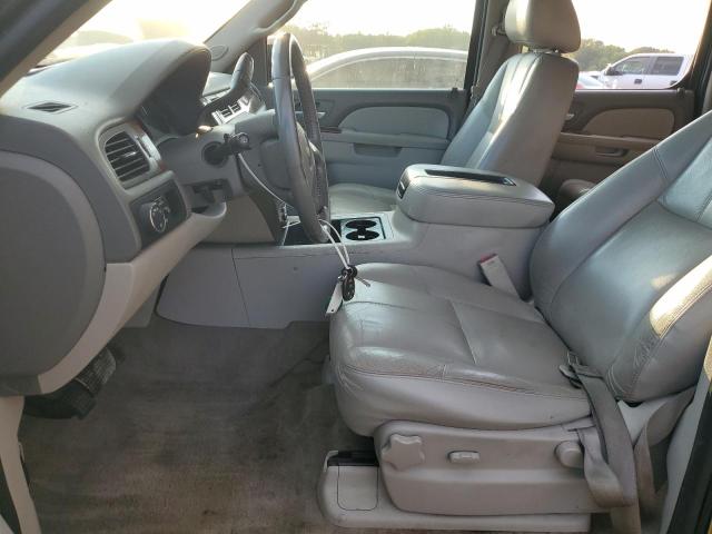 1GNSCJE02ER230132 Chevrolet Suburban C1500 Lt