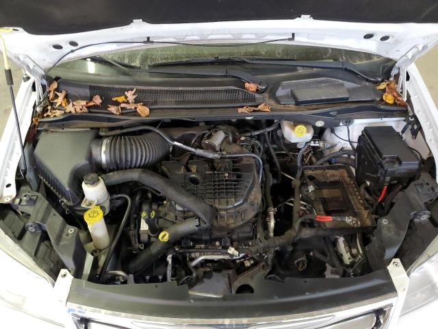 2016 CHRYSLER TOWN & COU - 2C4RC1BG2GR132790