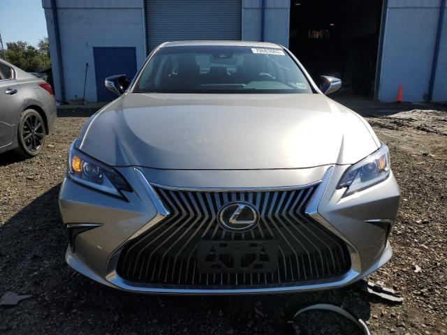 58AC11D11MU005911 Lexus ES250 ES 250 BAS 5