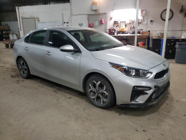 3KPF24AD4KE093810 KIA FORTE FE
