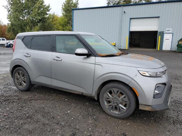 KNDJ33AU8N7816757 KIA SOUL EX