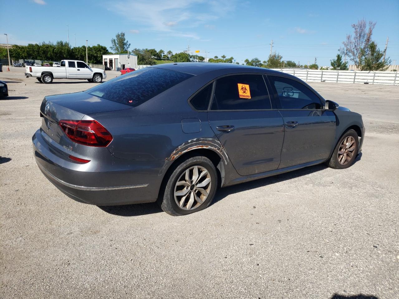 Lot #2878367691 2018 VOLKSWAGEN PASSAT S