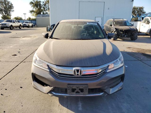 VIN 1HGCR2F31HA220934 2017 Honda Accord, LX no.5