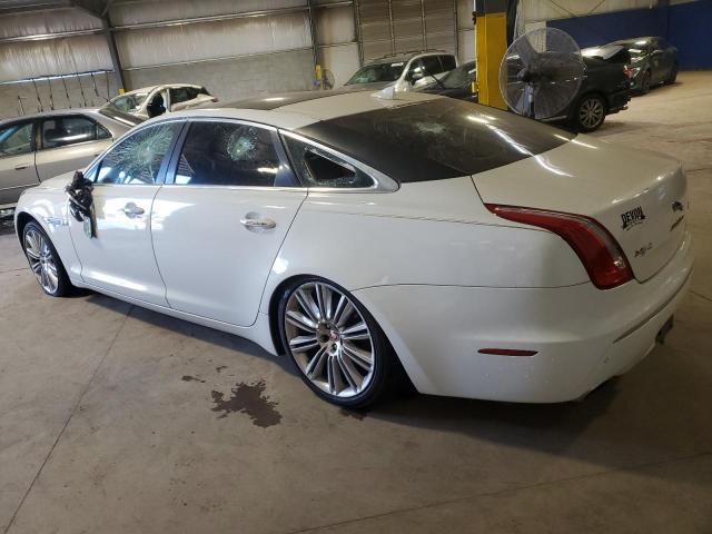 JAGUAR XJL PORTFO 2015 white  gas SAJWJ2GD0F8V85413 photo #3