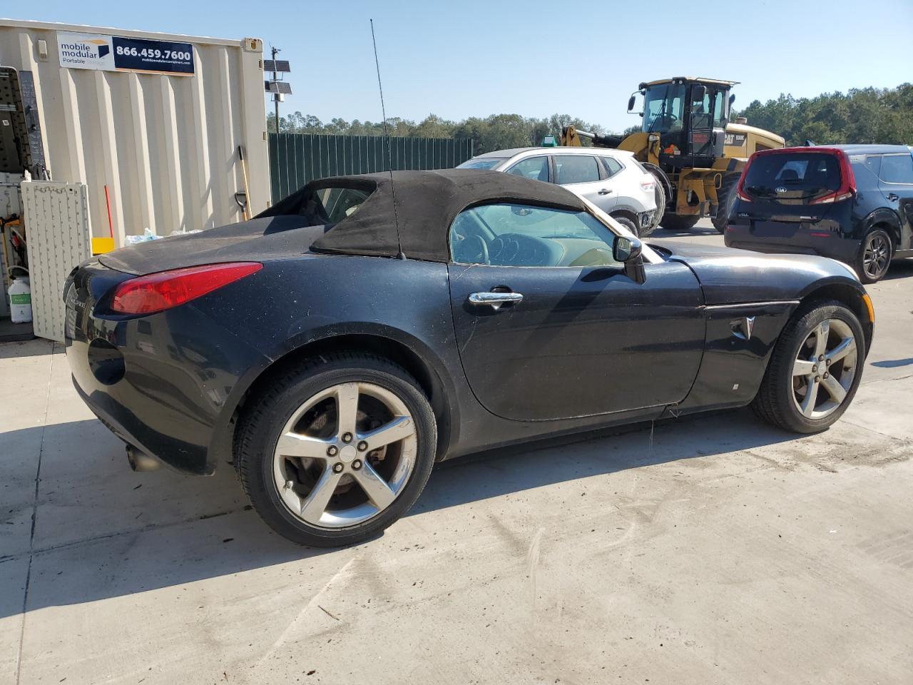 Lot #2955393811 2006 PONTIAC SOLSTICE