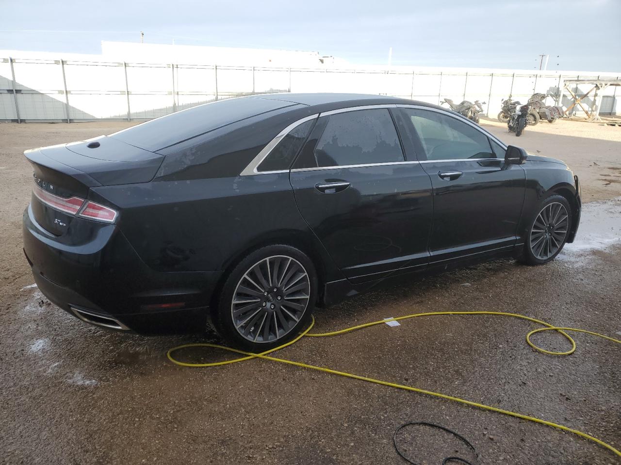 Lot #2952086722 2016 LINCOLN MKZ