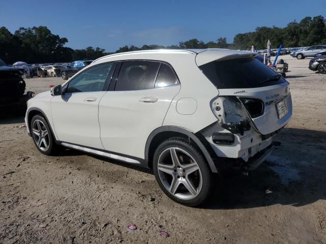 VIN WDCTG4GB7FJ059714 2015 MERCEDES-BENZ GLA-CLASS no.2