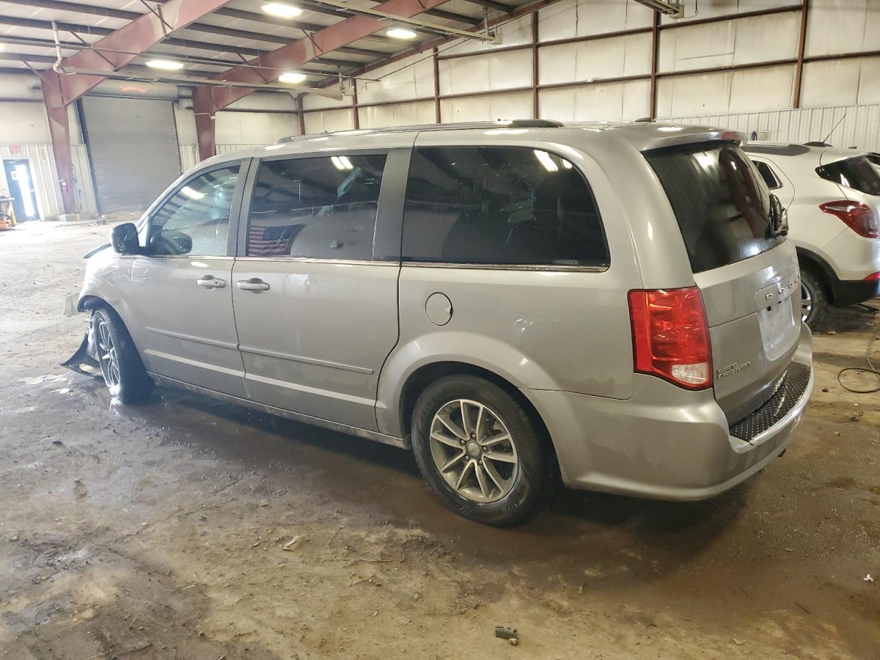 Lot #2969974908 2017 DODGE GRAND CARA