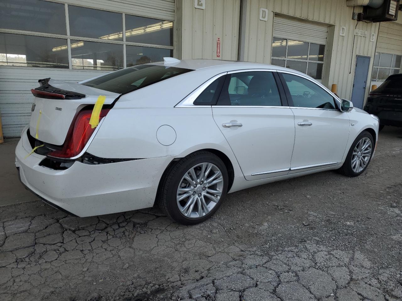 Lot #2955403724 2018 CADILLAC XTS LUXURY