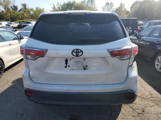 VIN 5TDBKRFH6FS118841 2015 Toyota Highlander, LE no.6