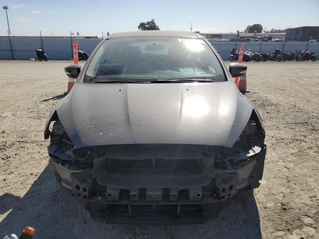 VIN 1FADP3K20GL372904 2016 Ford Focus, SE no.5