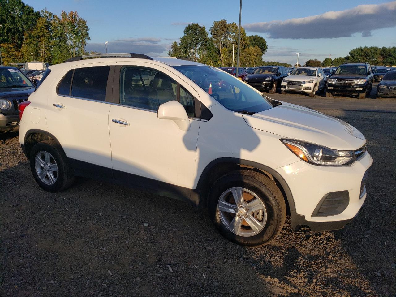 Lot #2876100731 2018 CHEVROLET TRAX 1LT