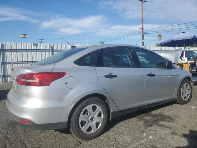 VIN 1FADP3E25JL211659 2018 Ford Focus, S no.3