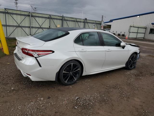 VIN 4T1B61HK2JU154072 2018 Toyota Camry, Xse no.3