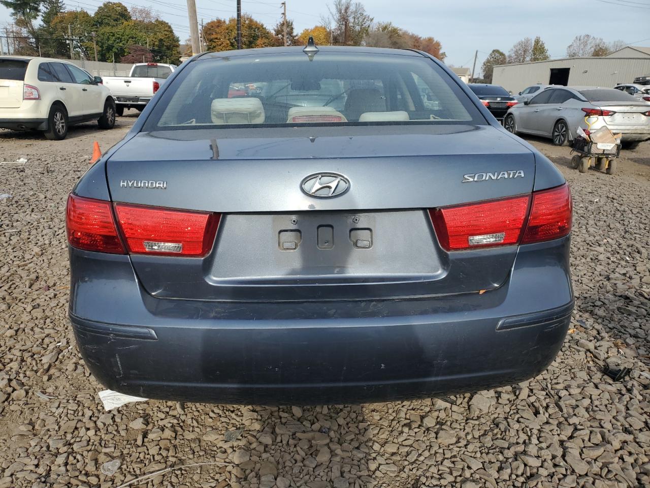 Lot #3030756129 2010 HYUNDAI SONATA GLS