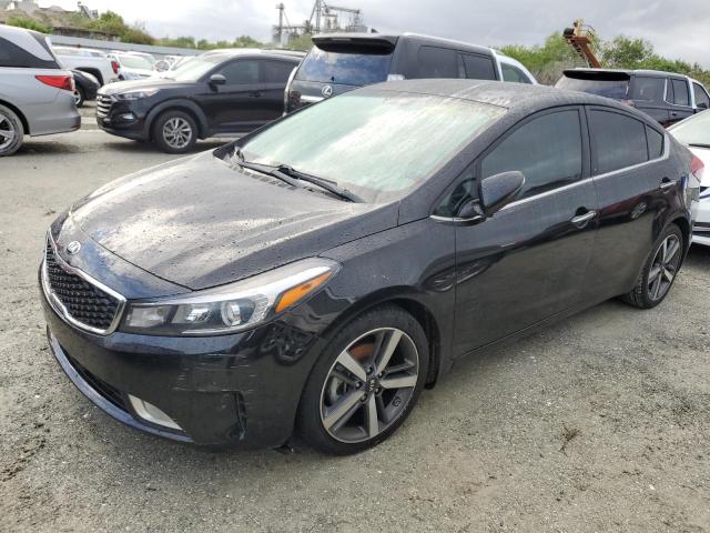 VIN 3KPFL4A88HE089137 2017 KIA Forte, EX no.1