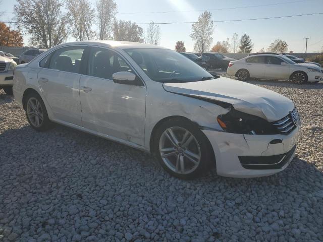 VIN 1VWBV7A3XFC091438 2015 Volkswagen Passat, SE no.4