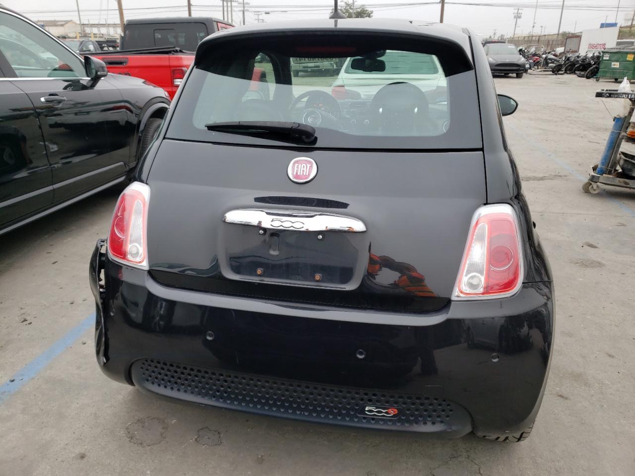 Lot #2935643831 2013 FIAT 500 ELECTR