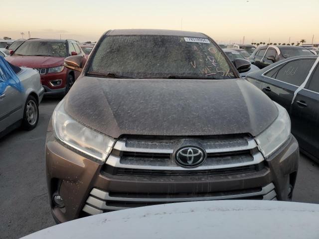 VIN 5TDZZRFH5KS368544 2019 Toyota Highlander, LE no.5