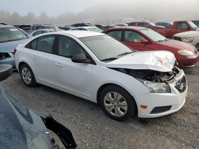 VIN 1G1PA5SG1E7118570 2014 Chevrolet Cruze, LS no.4