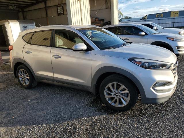 VIN KM8J33A20GU161167 2016 Hyundai Tucson, Limited no.4