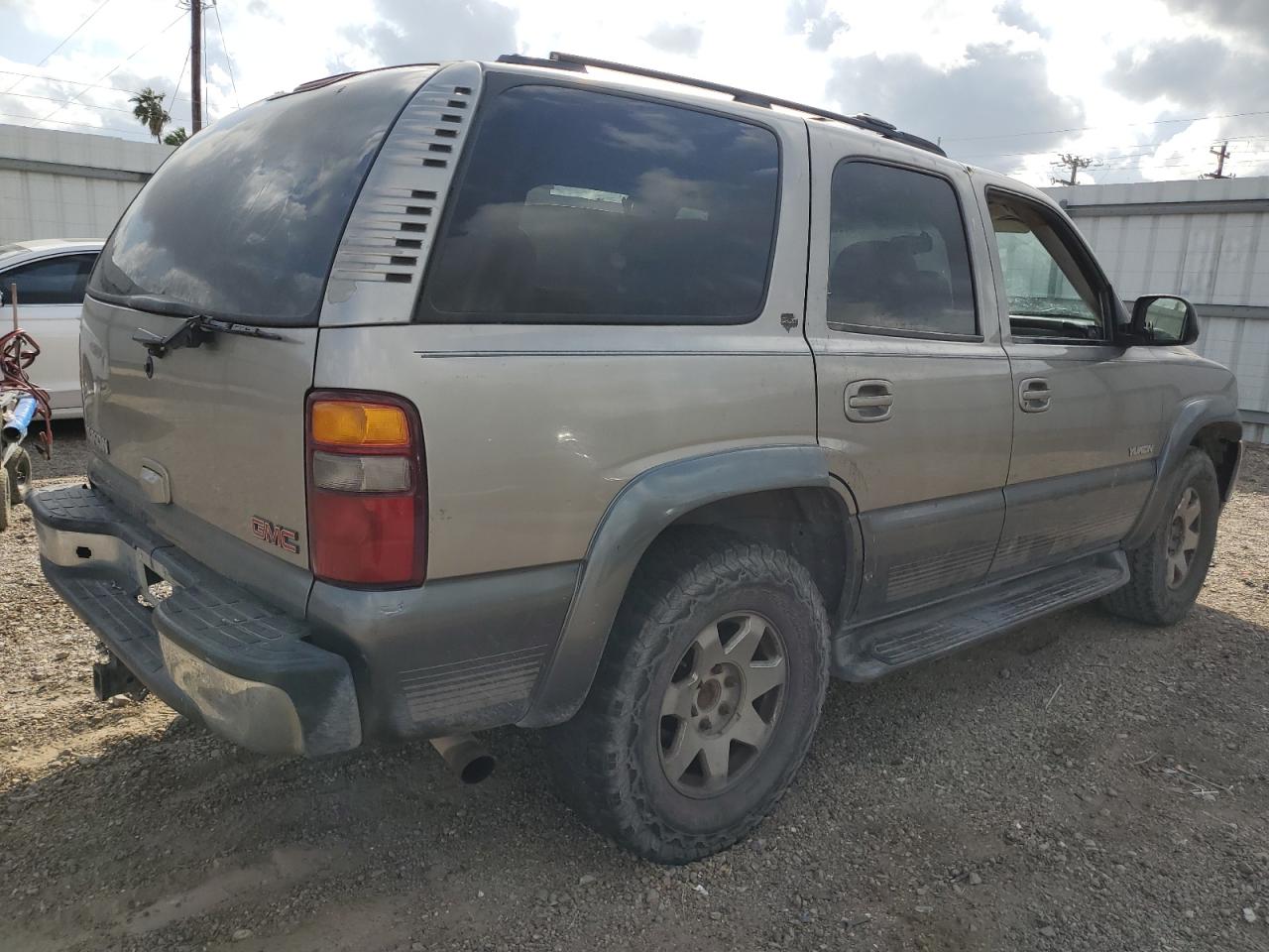 Lot #2986747161 2002 GMC YUKON