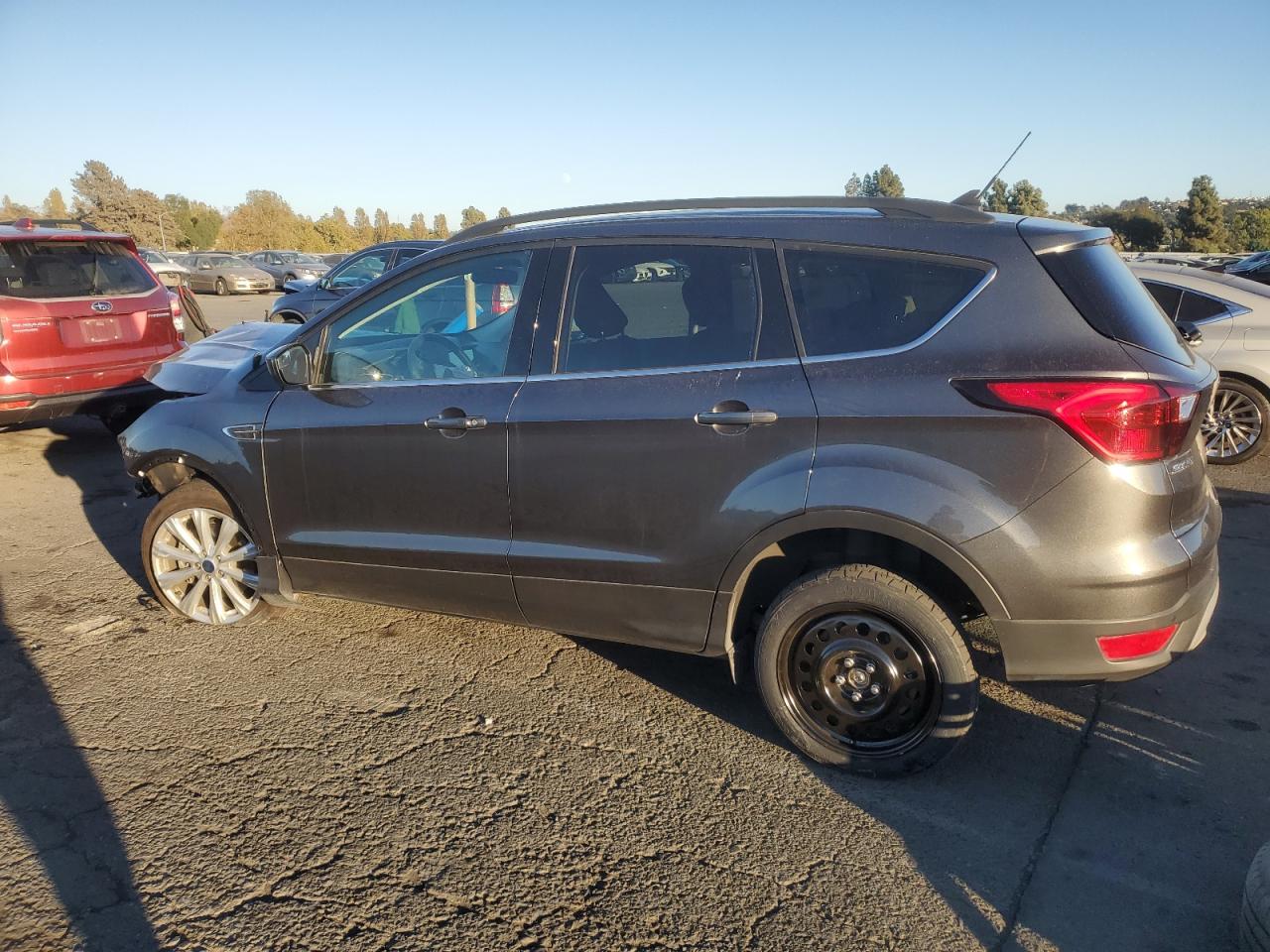 FORD ESCAPE SEL 2019 gray  gas 1FMCU9HD5KUB06089 photo #3