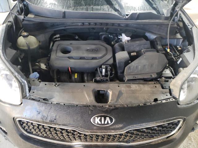 VIN KNDPMCAC7J7420215 2018 KIA Sportage, LX no.12