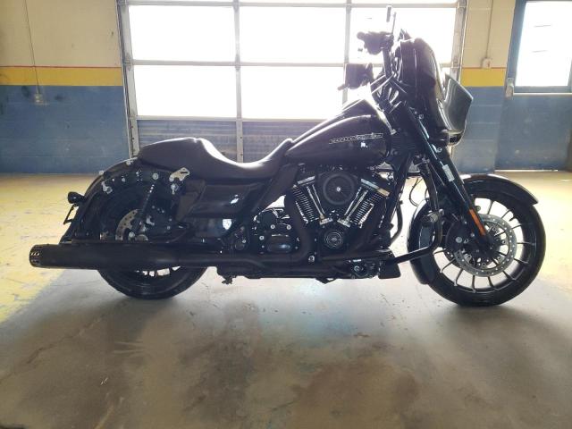 2018 HARLEY-DAVIDSON FLHXS STRE - 1HD1KRC11JB610257