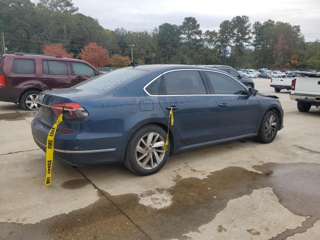 VOLKSWAGEN PASSAT SE 2018 blue  gas 1VWBA7A33JC020974 photo #4