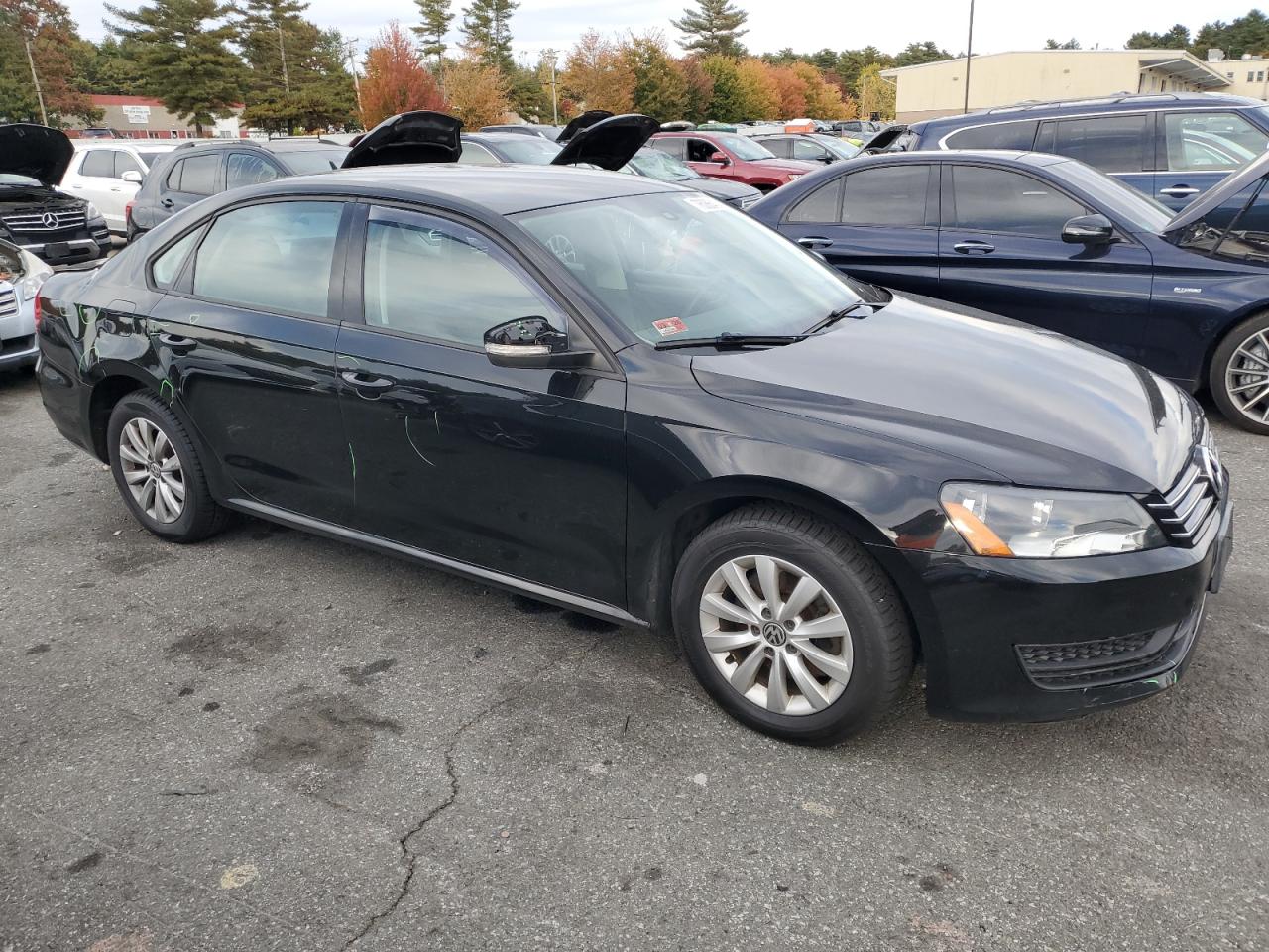 Lot #2925972230 2013 VOLKSWAGEN PASSAT S