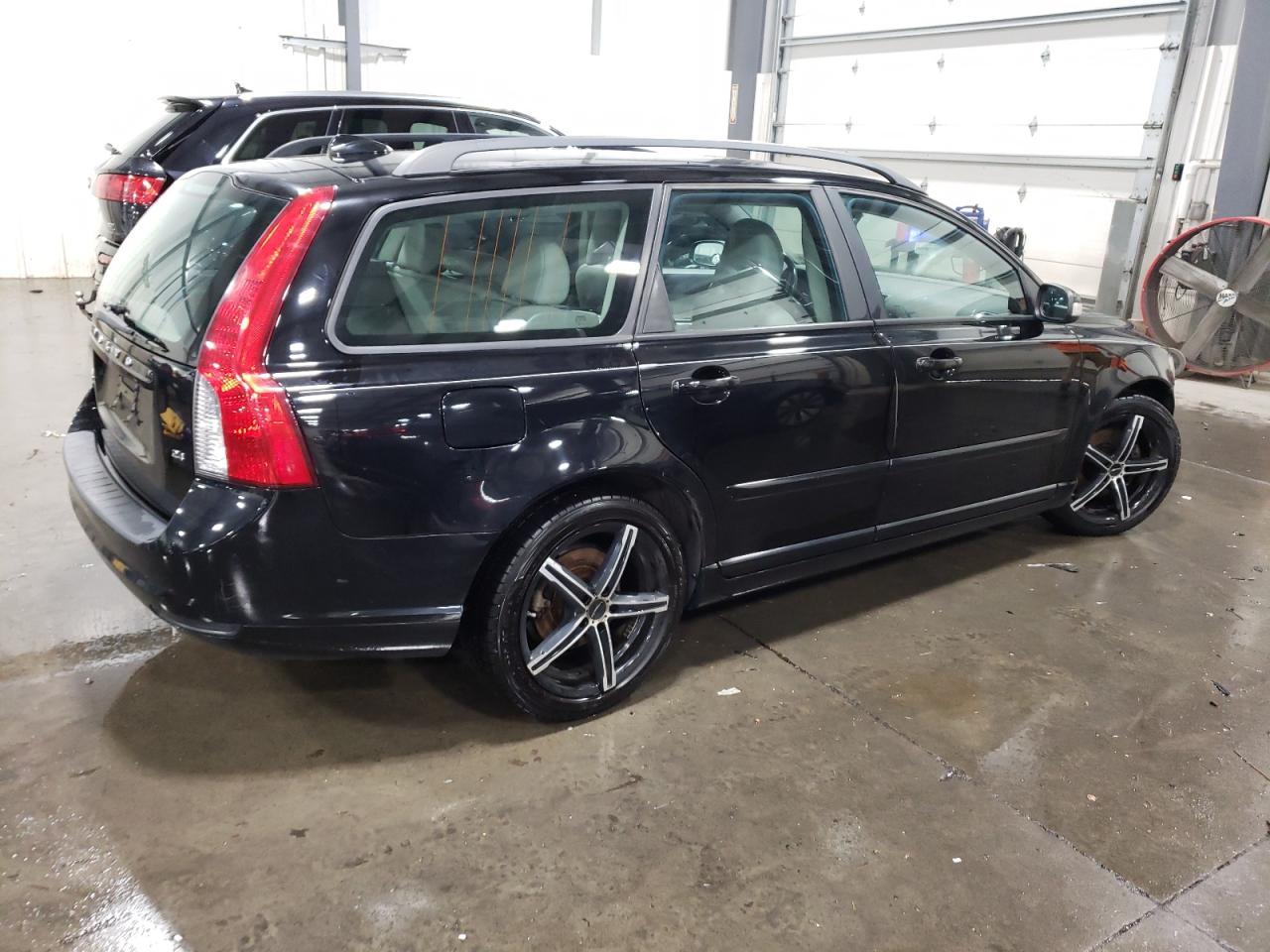 VOLVO V50 2.4I 2010 black  gas YV1382MW5A2575954 photo #4