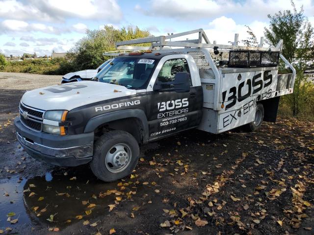 CHEVROLET SILVERADO 2006 white chassis diesel 1GBJC34D76E177154 photo #1